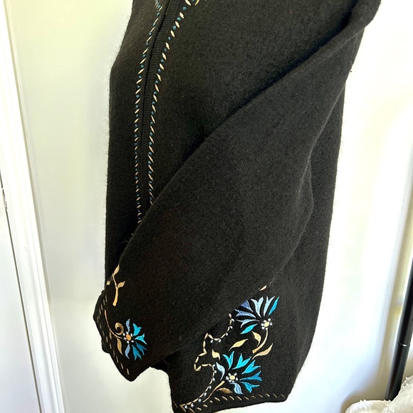 XL VTG Black Carson Women’s 100% Wool Zip Up Jacket Cardigan Embroidered - Picture 12 of 12